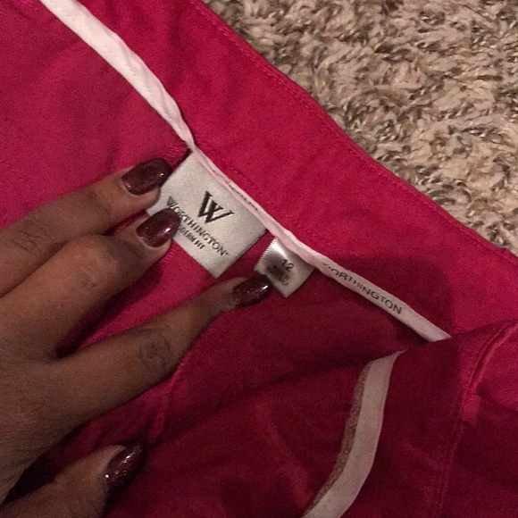 Pink shorts - Picture 4 of 5